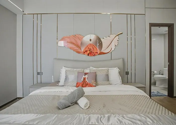 Elegant And Spacious 3br Near Okada, Solaire *