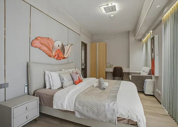 Elegant And Spacious 3br Near Okada, Solaire *