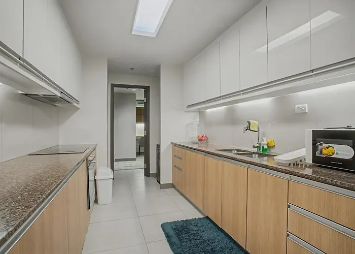 Elegant And Spacious 3br Near Okada, Solaire Manila